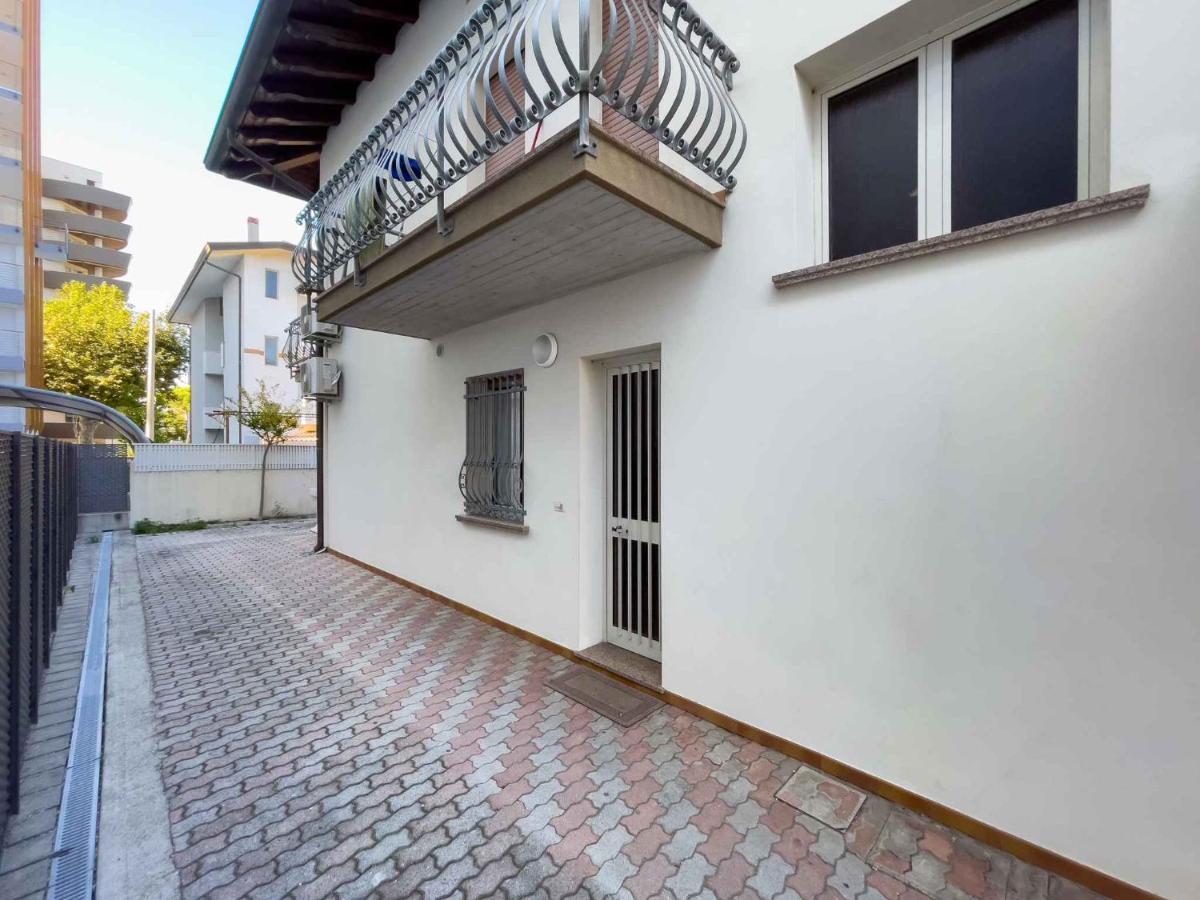 Apartments In Lignano 21774 Lignano Sabbiadoro Exteriör bild